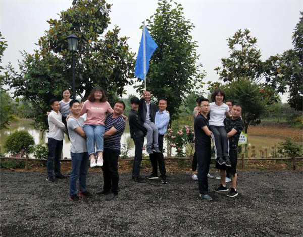 1558406879816657.jpg 2.jpg